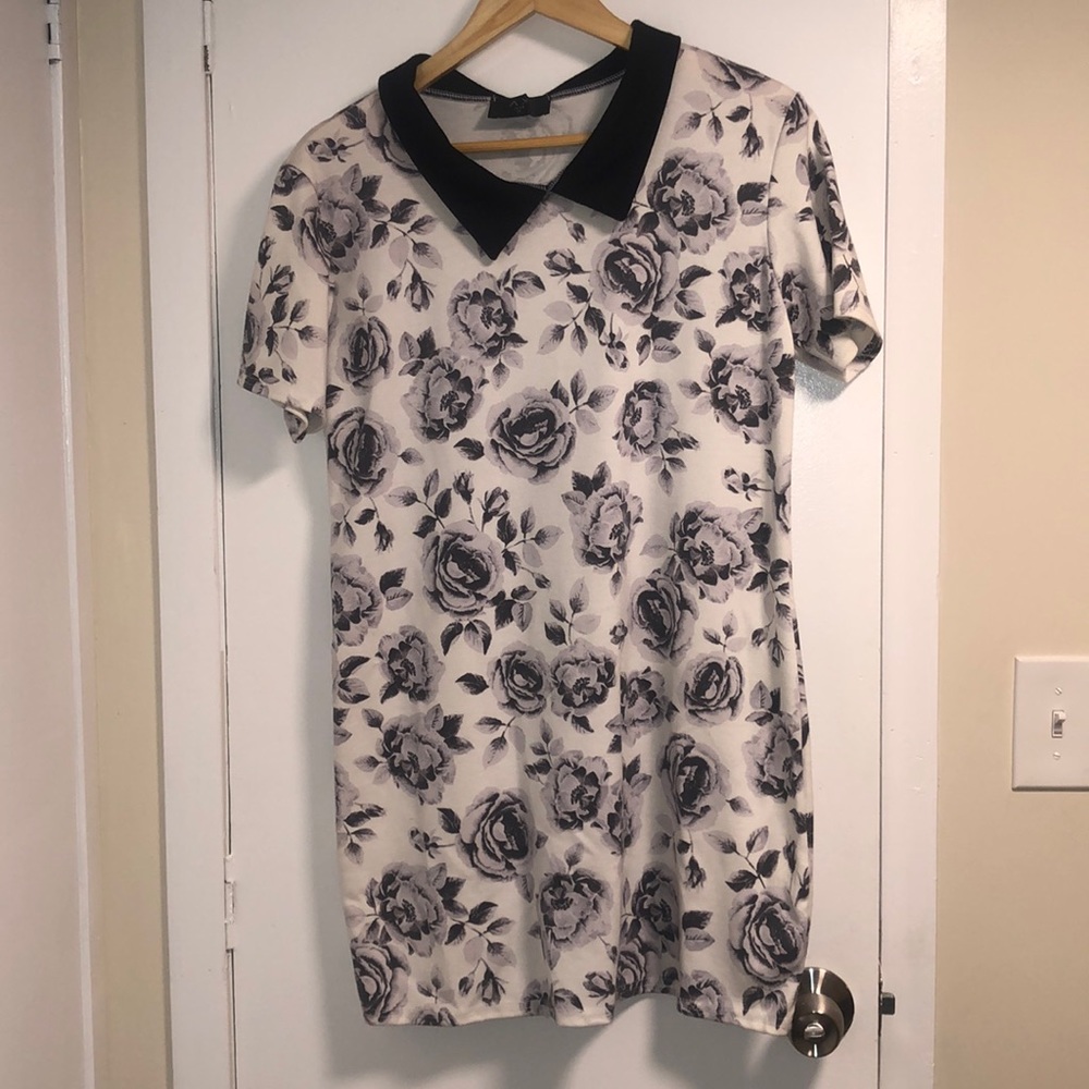 Gray Rose Collared Dress